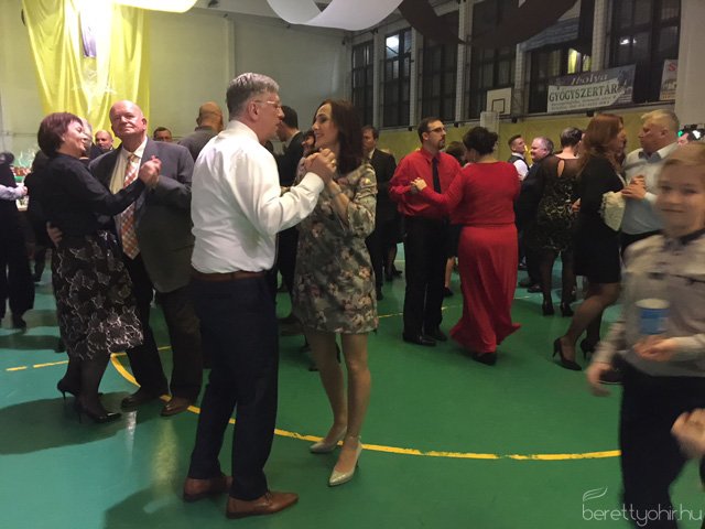 12. Jótékonysági Kórházbál 46